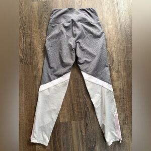 Gray and White Old Navy Leggings